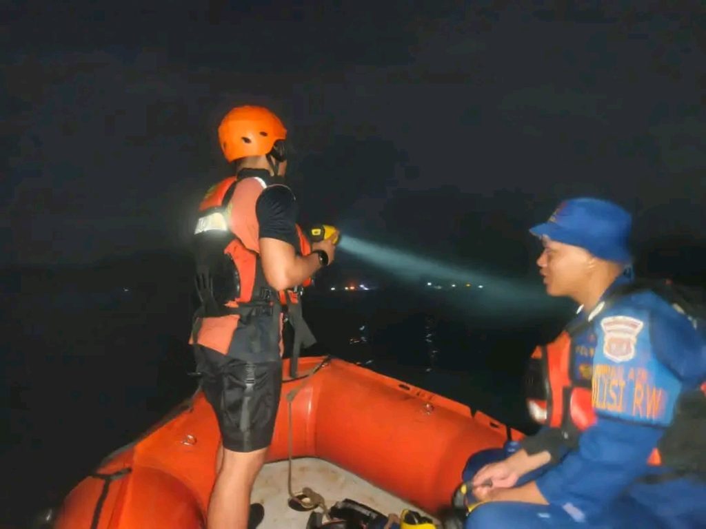 korban terseret ombak kota agung