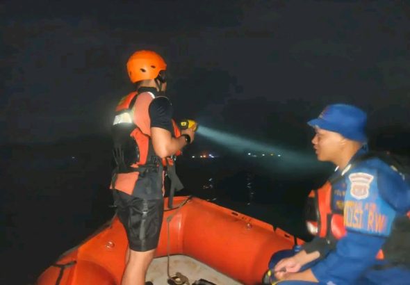korban terseret ombak kota agung